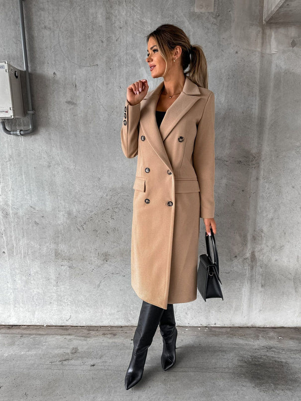 Viva – Délia Coat